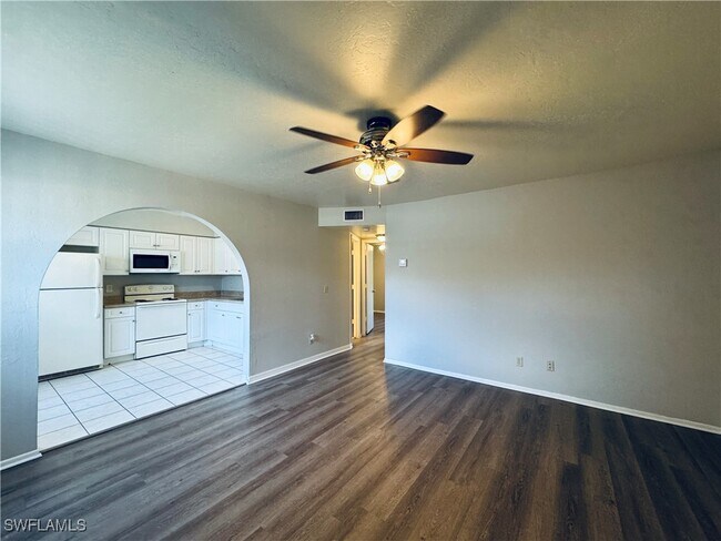 Building Photo - 4753 Orange Grove Blvd