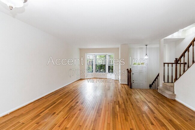 Building Photo - 5404 Barrister Pl