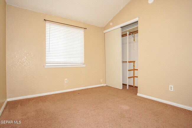 Building Photo - 1553 Rebecca Ann Dr