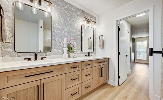 Building Photo - 3948 N Cobble Creek Ct