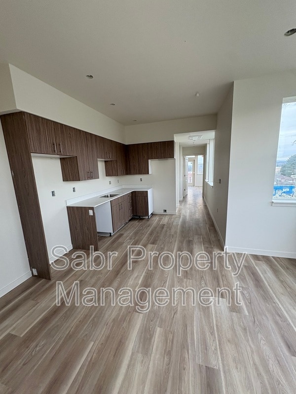 Building Photo - 1520 N Bryant St