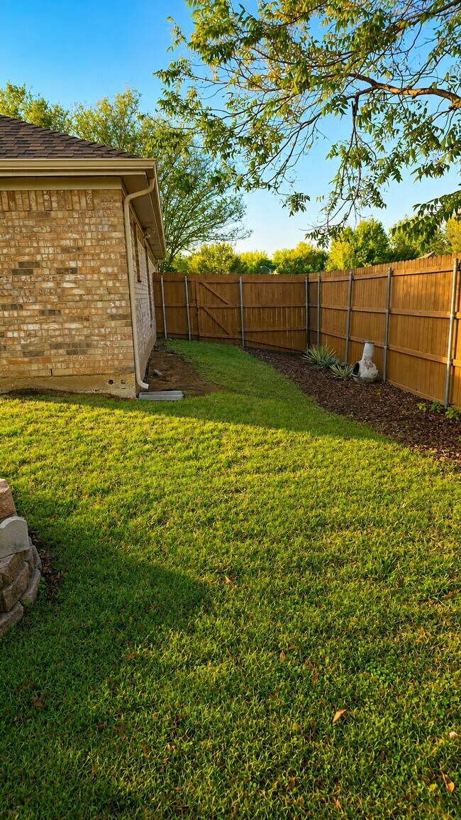 Building Photo - 3112 Rustic Meadow Trail