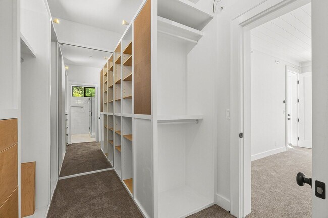 Building Photo - 850 Branciforte Dr