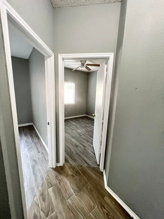 Building Photo - 8035 Trail Side Dr