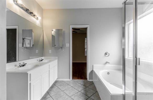 Building Photo - 11812 Wispwillow Dr