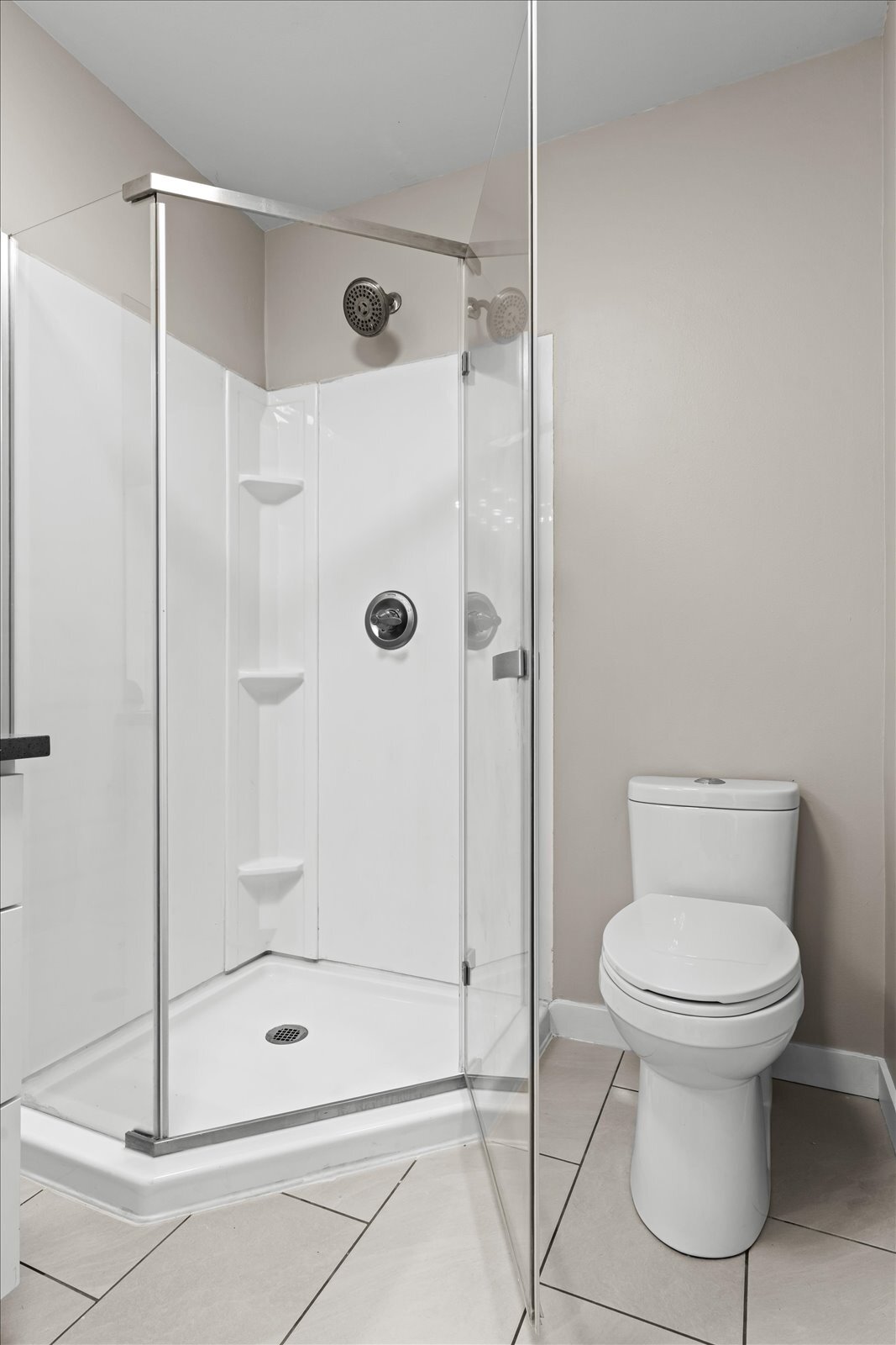 Building Photo - 501 23rd Ave S