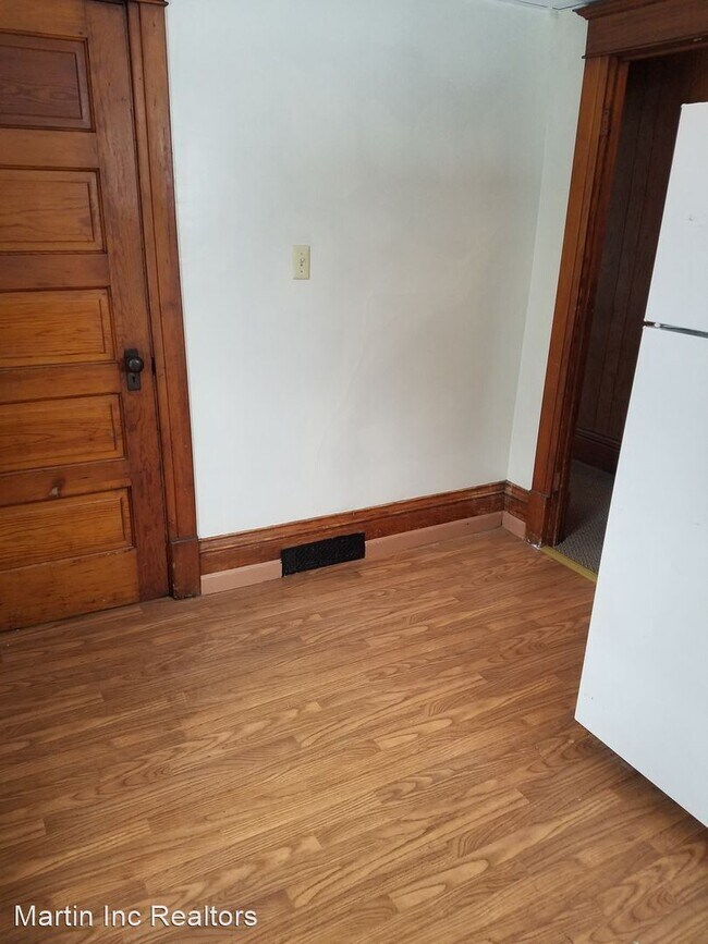 Building Photo - 1 br, 1 bath House - 52 1/2 Franklin St