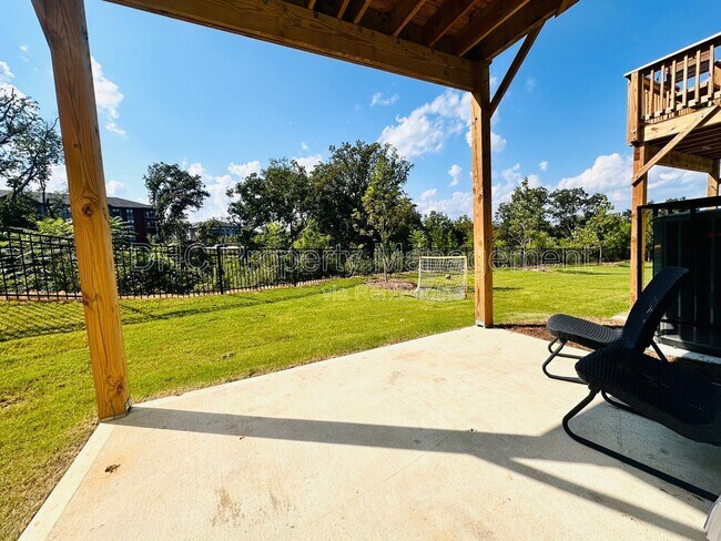 Building Photo - 1451 Creekside Cir NW