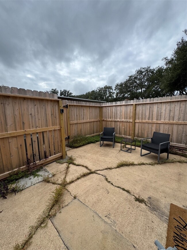 Building Photo - 15359 Falmouth Ave