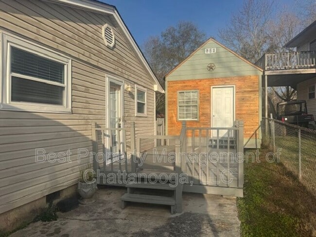 Building Photo - 5131 Winding Ln