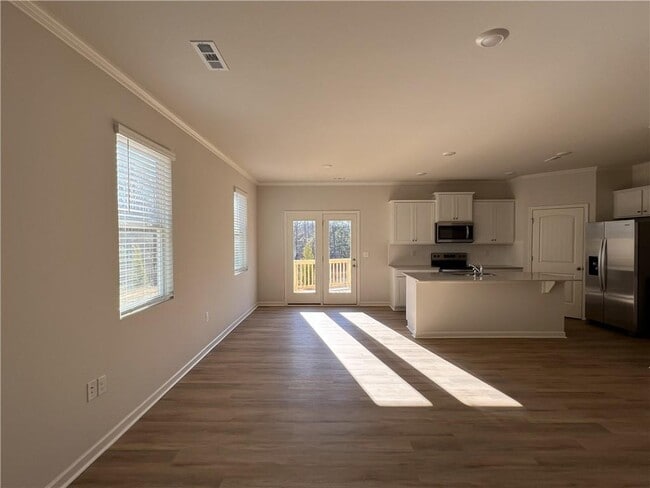 Building Photo - 78 Hughes Pl Dr