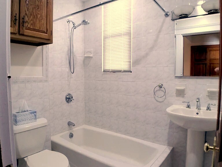 Bath - 58 Boston St