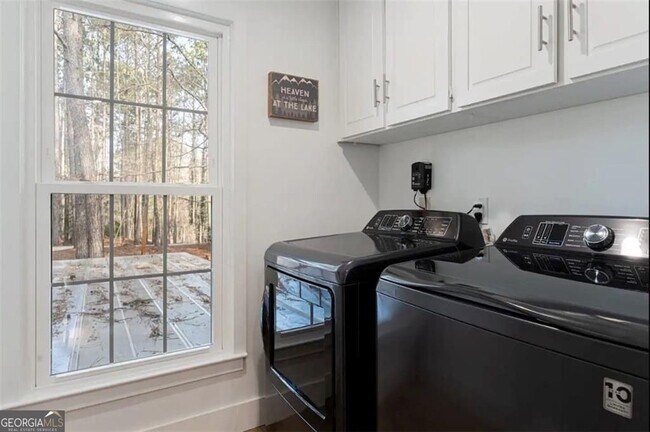 Building Photo - 42 Wooding Pl