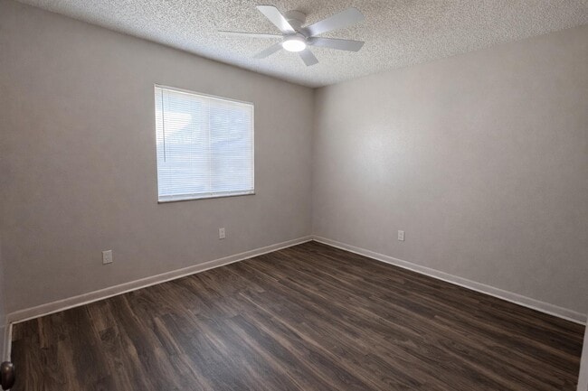 Building Photo - 39132 Co Rd 54