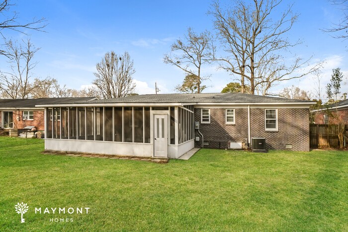 Building Photo - 212 Jean Wells Dr