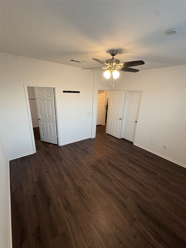 Building Photo - 10647 Cashew Run Ln