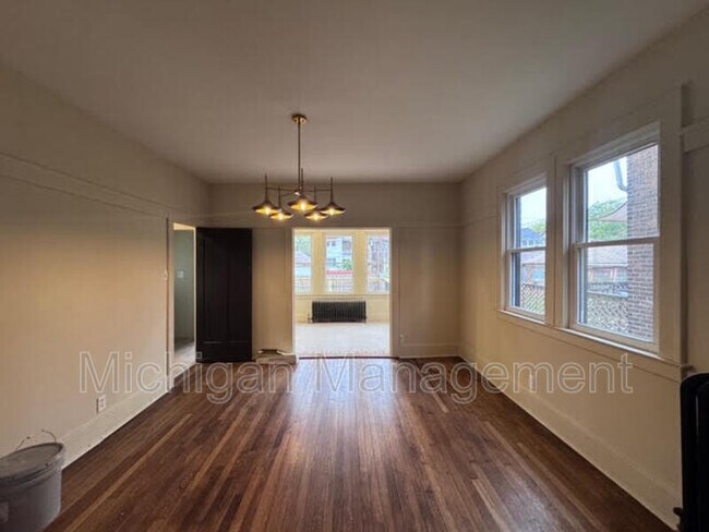 Building Photo - 7359 Kipling Ave
