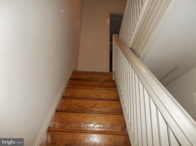 Building Photo - 3560 Alton Pl NW