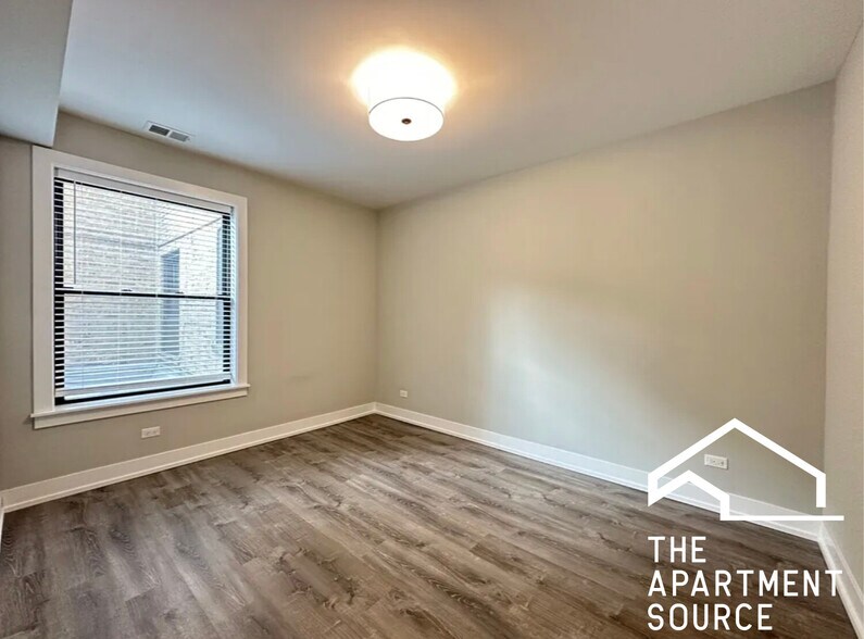 Building Photo - 1143 Maple Ave