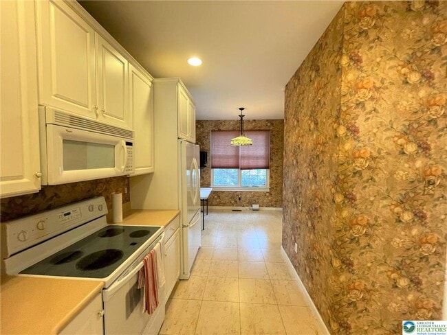 Building Photo - 2322 Fox Meadow Dr