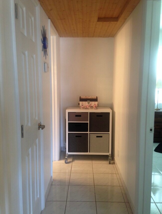 Building Photo - 2121 N Ocean Blvd