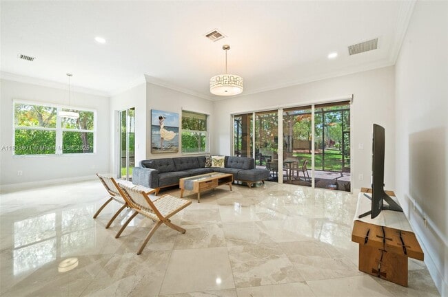 Building Photo - 8186 Fiera Ridge Dr