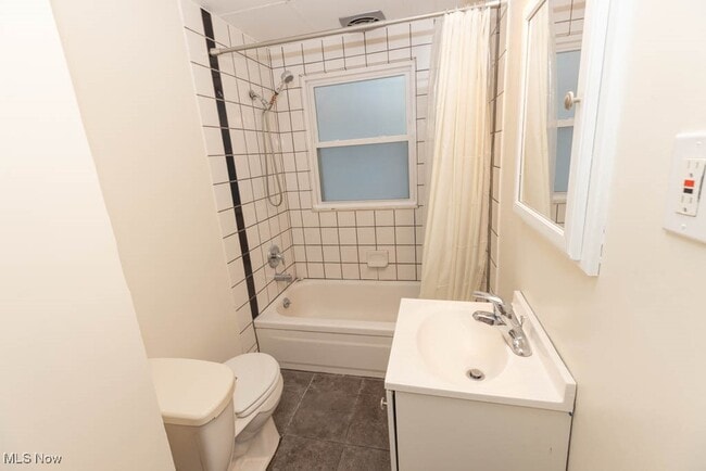 Building Photo - 1598 Alameda Ave