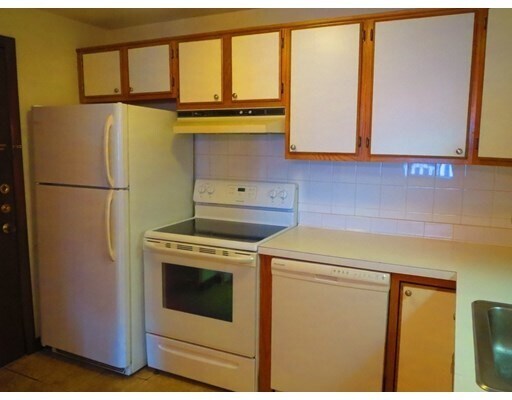 Building Photo - 45 McCoba St