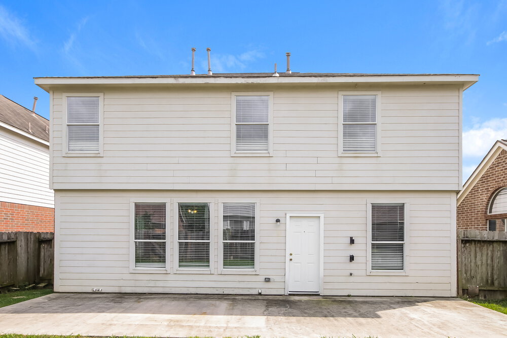 Building Photo - 12151 Landsdown Ridge Way