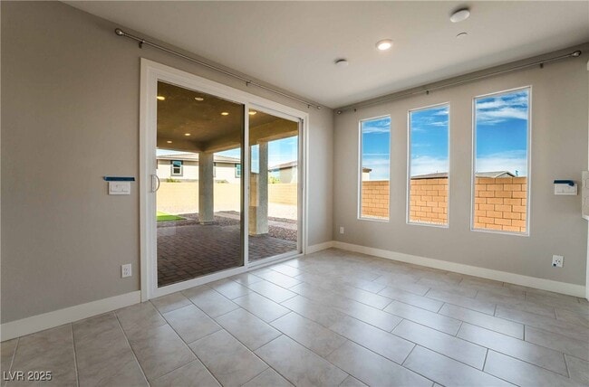 Building Photo - 410 Spring Dove Ave