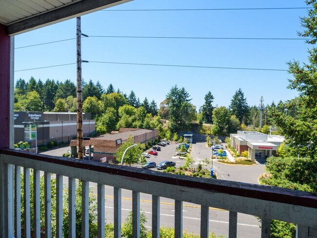 Building Photo - 2 Bed - 2 Bath Federal Way Condo!