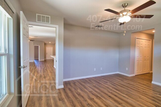 Building Photo - 5204 S San Mateo Dr