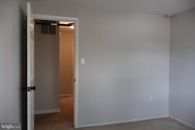 Building Photo - 5218 Caroline Cir
