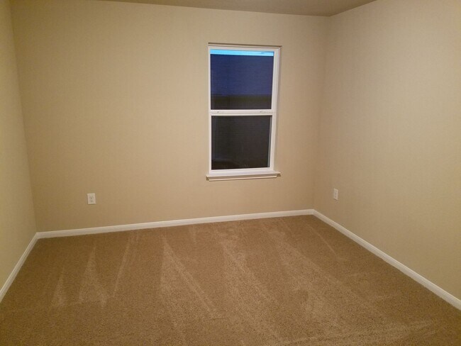 Building Photo - 5905 Montrelia Dr