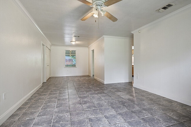 Building Photo - 3098 Drusilla Ln