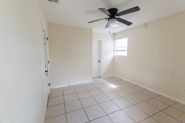 Building Photo - 1414 San Juan Ct