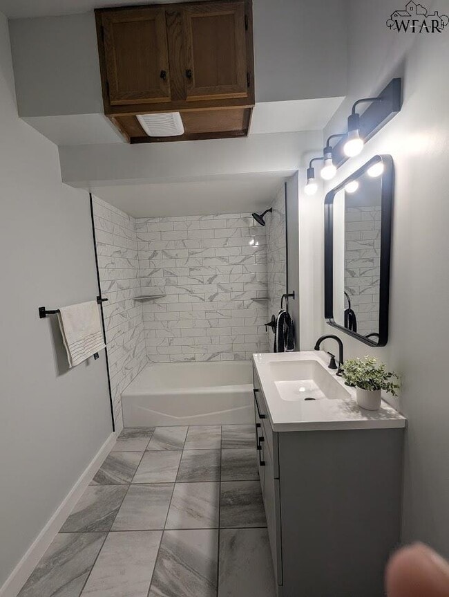 Building Photo - 2306 Garfield St