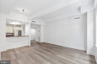 Building Photo - 1500 Chestnut St