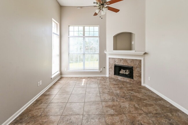 Building Photo - 4815 Half Moon Cove