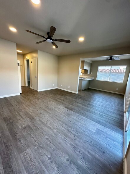 Building Photo - 16752 Lynn Ln