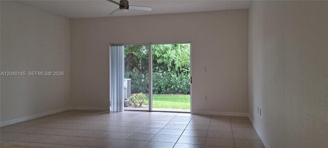 Building Photo - 3526 NW 29th Ct
