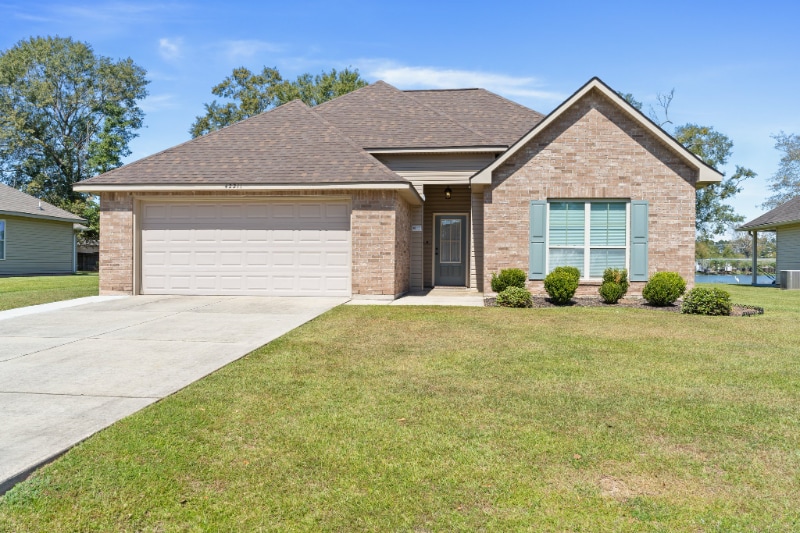 Building Photo - 42211 Broad Walk Ave