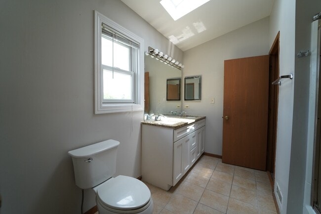 Building Photo - 1008 Southbridge Ln