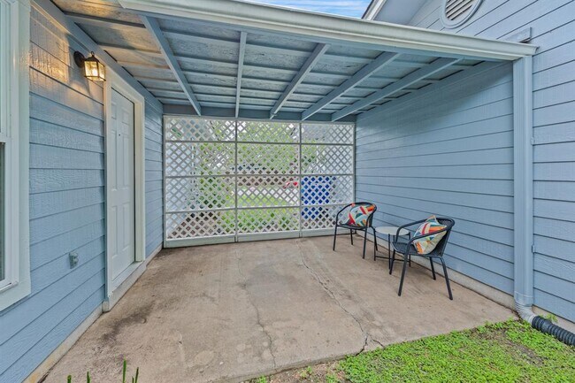 Building Photo - 8001 Brockman St