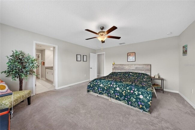 Building Photo - 10291 Shady Preserve Dr