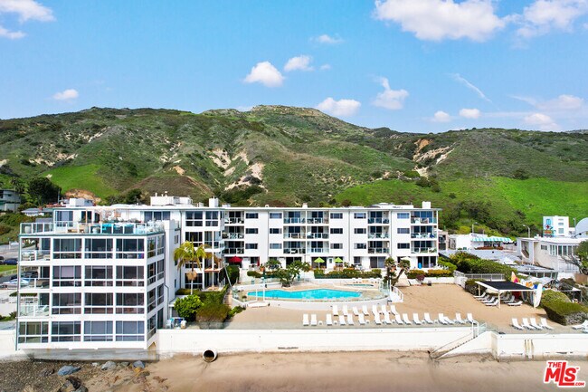 Building Photo - 22548 Pacific Coast Hwy