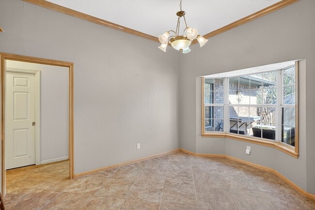 Building Photo - 207 Hearthstone Cir