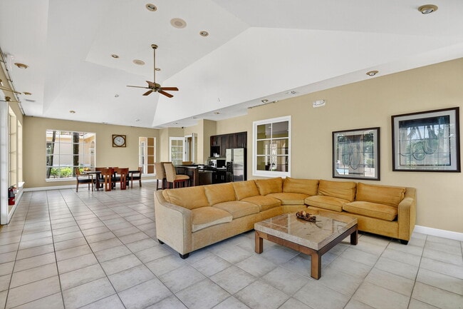 Building Photo - 1733 Village Blvd