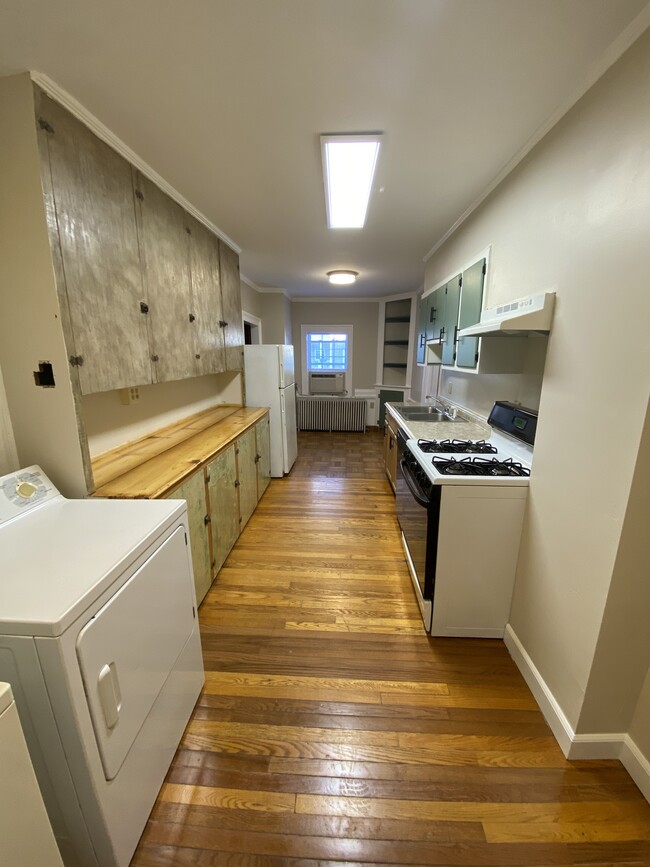 Kitchen/Laundry Area - 408 E Market St