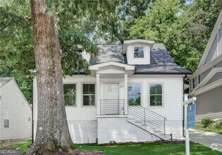Building Photo - 253 Lamon Ave SE